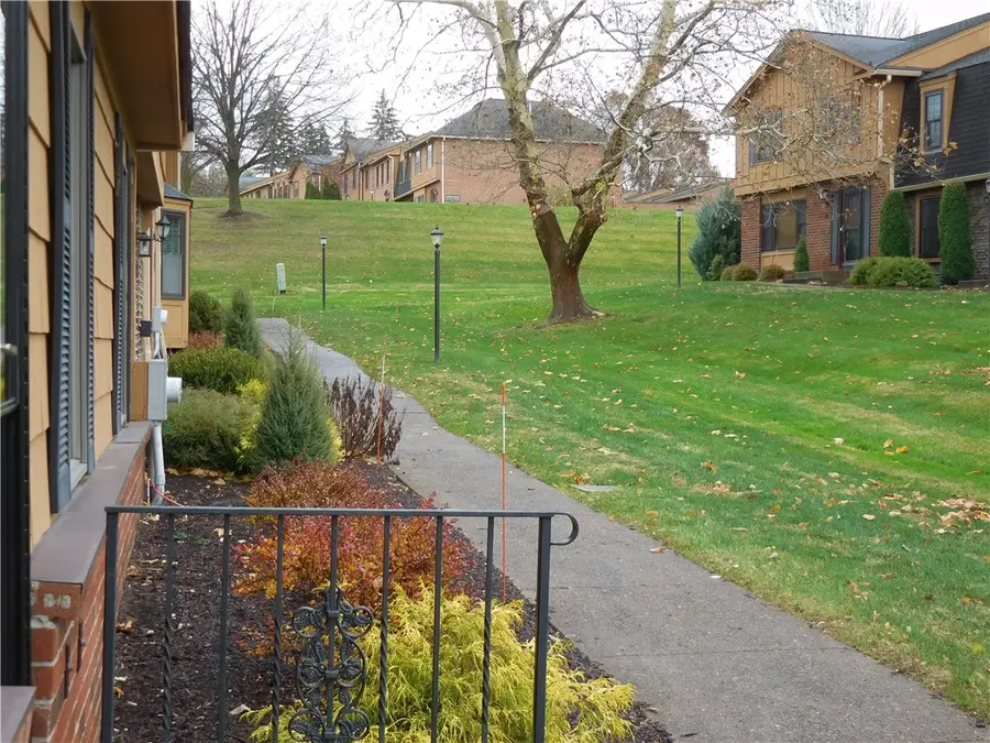 11 Huxley Way, Fairport, NY 14450 - Image #2