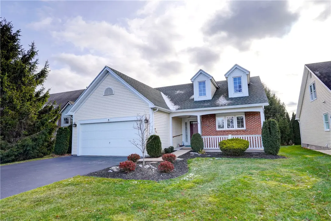 5 Killeen Drive, Fairport, NY 14450 - Image #1