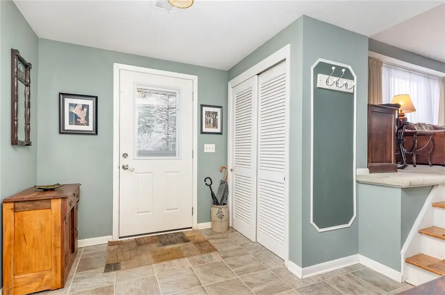 27 Marr Drive, Pittsford, NY 14534 - Image #2