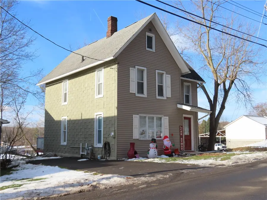 17 Layton Street, Lyons, NY 14489 - Image #2