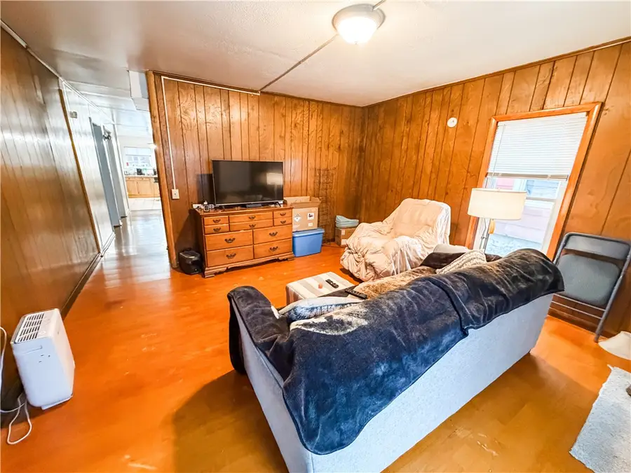 19 Bradford Street, Auburn, NY 13021 - Image #3