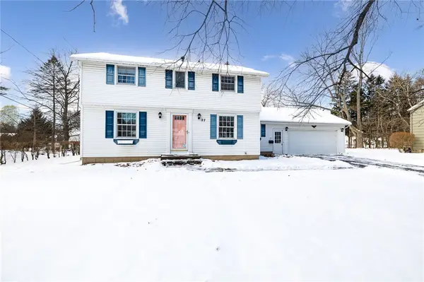 27 Lincolnshire Road, Webster, NY 14580
