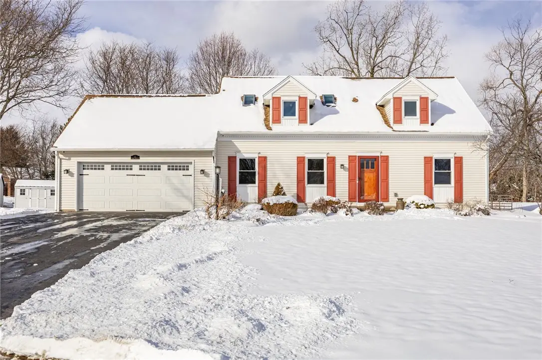 17 Laurelcrest Dr, Spencerport, NY 14559 - Image #1