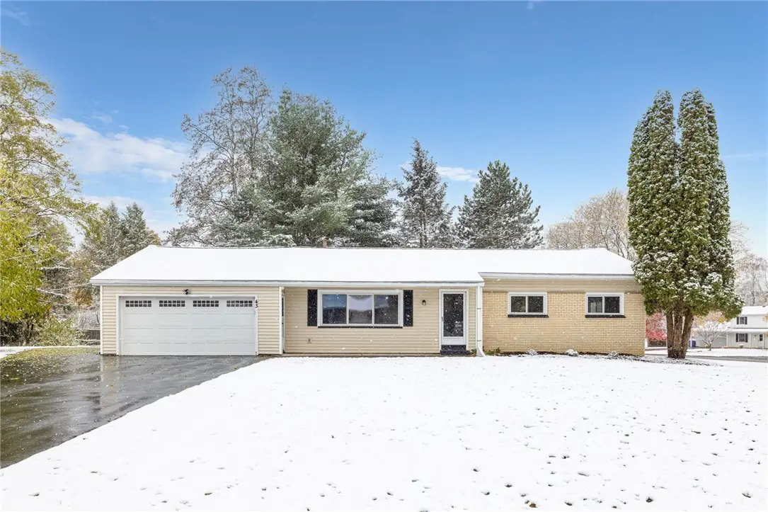 43 Longsworth Drive, Rochester, NY 14625 - Image #1