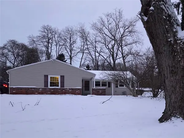 98 Harvest Road, Fairport, NY 14450