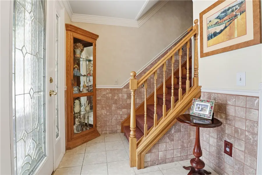 131 Edgemere Drive, Rochester, NY 14612 - #3