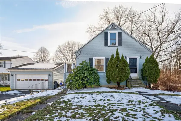 70 Summit Street, Fairport, NY 14450