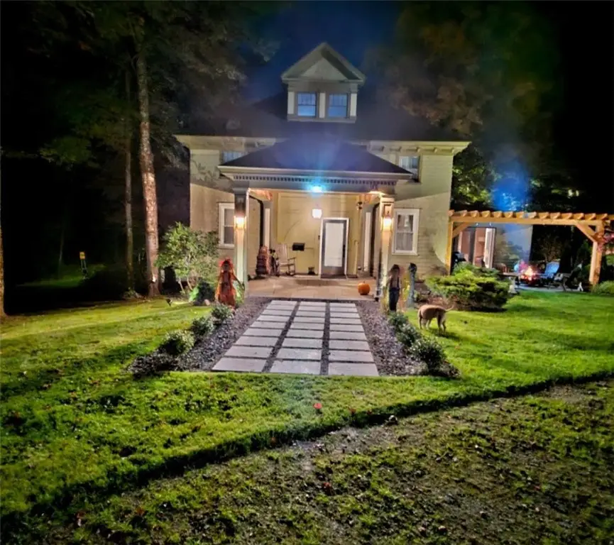 8 Van Dyke Avenue, Stamford, NY 12167 - Image #3