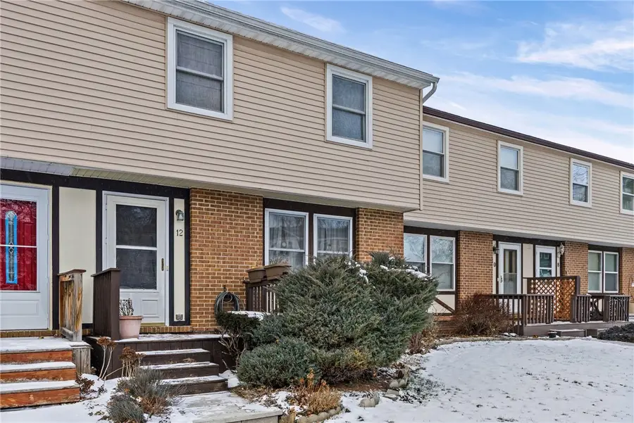 12 Carriage Court, Farmington, NY 14425 - Image #3