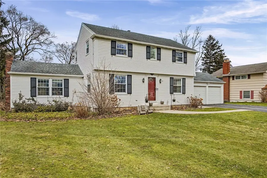 19 Maryvale Dr, Webster, NY 14580 - Image #2