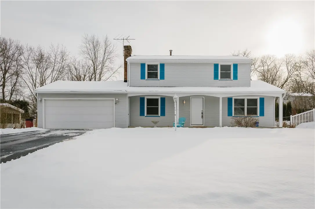 53 Squirrels Heath Road, Fairport, NY 14450 - Image #1