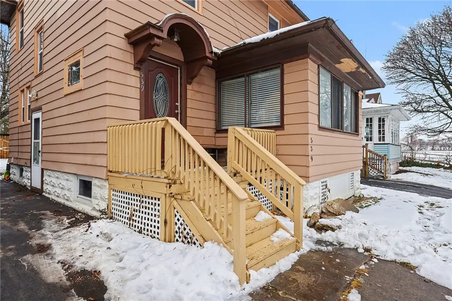 539 Lakeview Park, Rochester, NY 14613 - Image #3