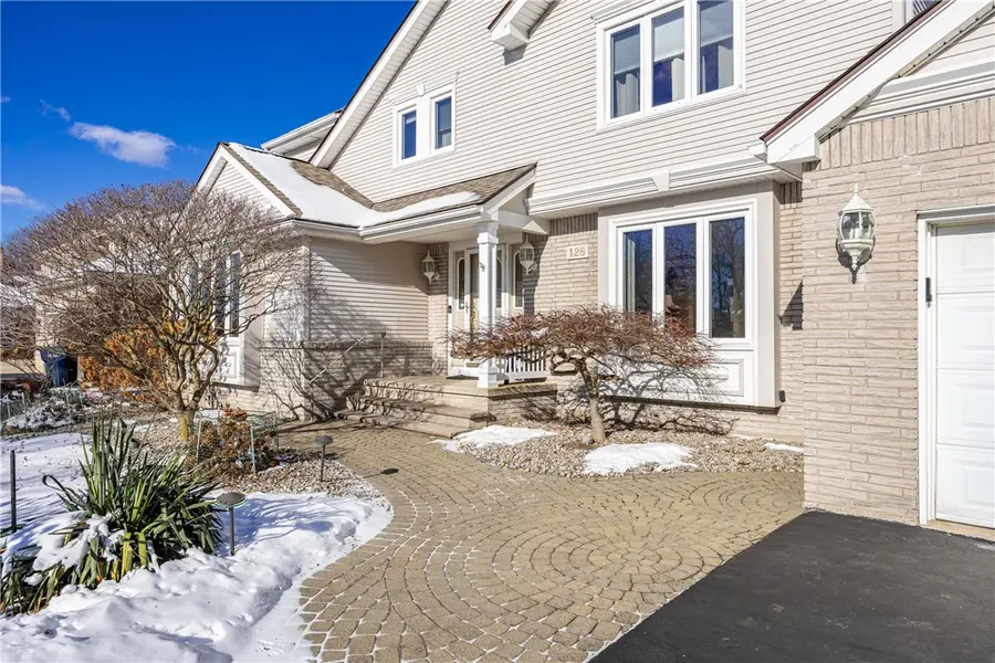 126 Old Well Road, Rochester, NY 14626 - Image #2