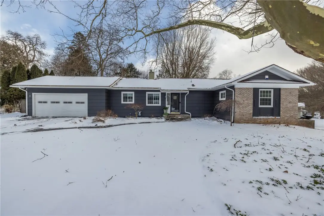 15 Trowbridge Trail, Pittsford, NY 14534 - Image #1