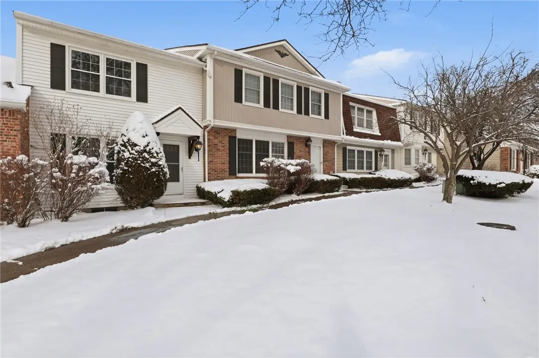 140 New Wickham Drive, Penfield, NY 14526 - Image #1