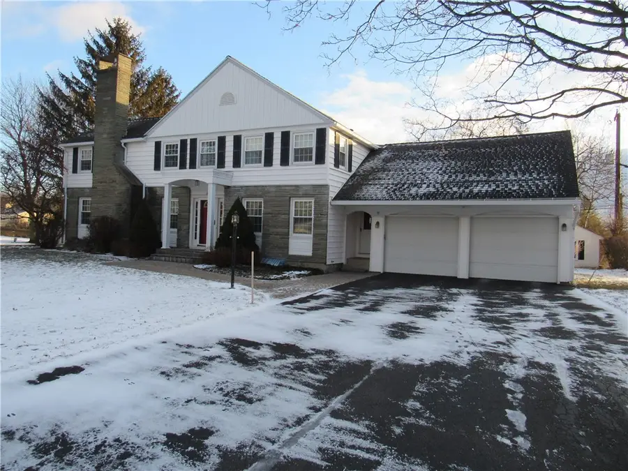 132 Highland Avenue, Newark, NY 14513 - Image #2