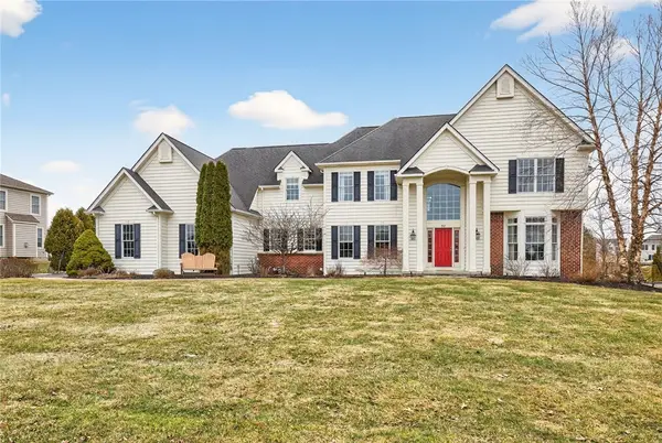 37 Amber Hill Drive, Pittsford, NY 14534