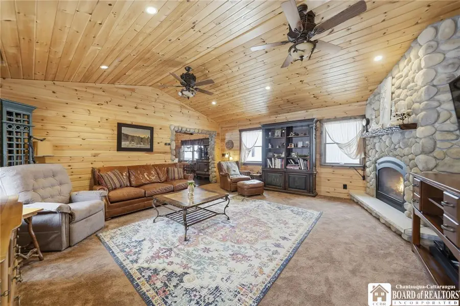 11075 Carpenter Road, South Wales, NY 14139 - Image #3