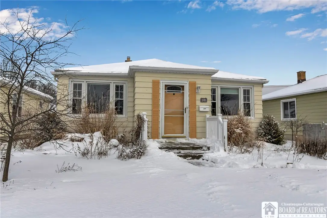 180 Bering Avenue, Buffalo, NY 14223 - Image #1