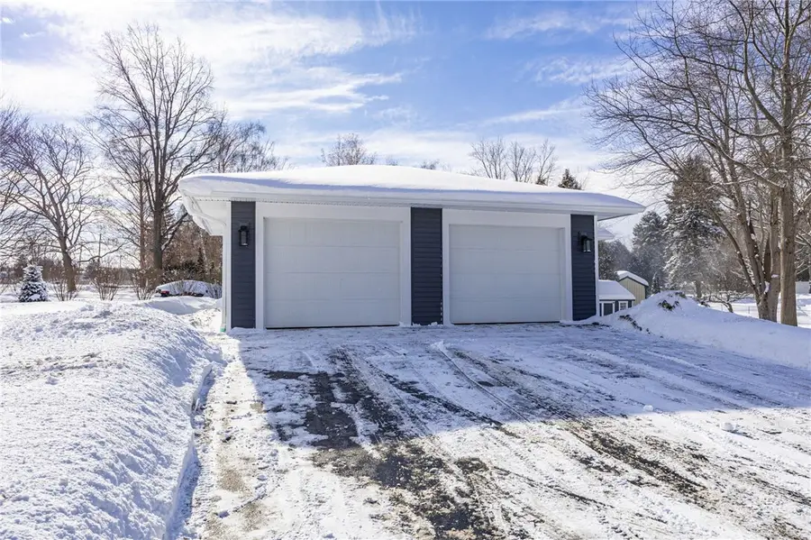 7497 Lake Avenue, Williamson, NY 14589 - Image #3