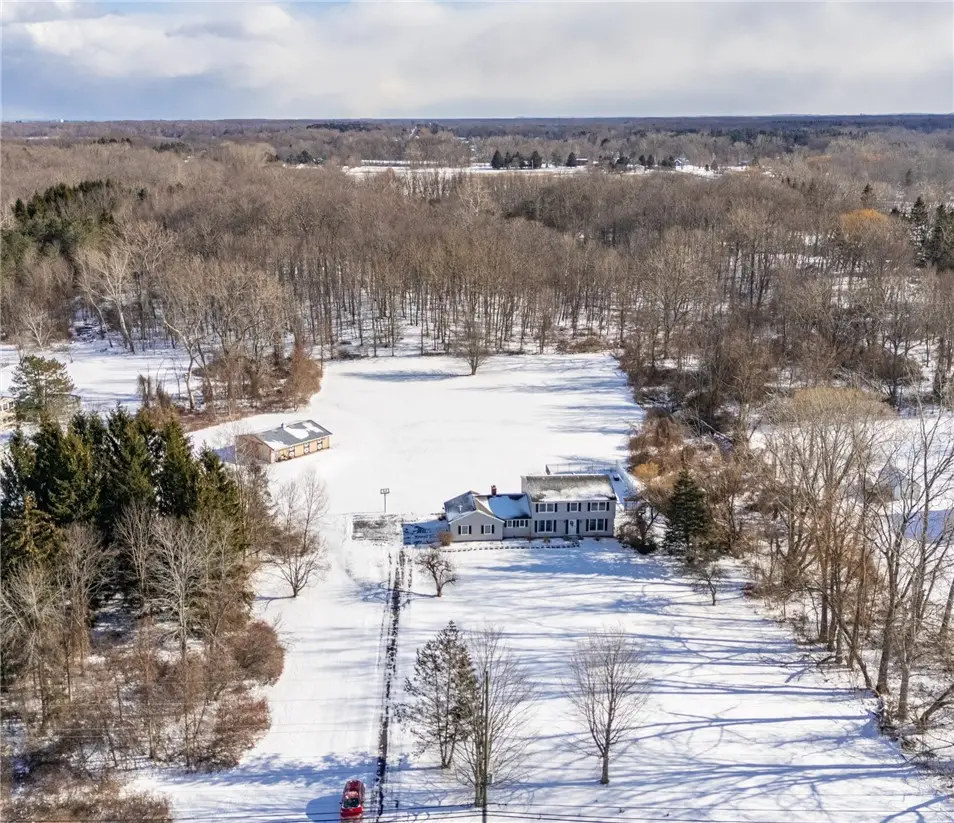 300 Salt Road, Webster, NY 14580 - Image #1