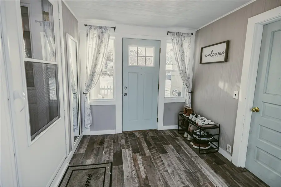 48 Willowen Drive, Rochester, NY 14609 - Image #2