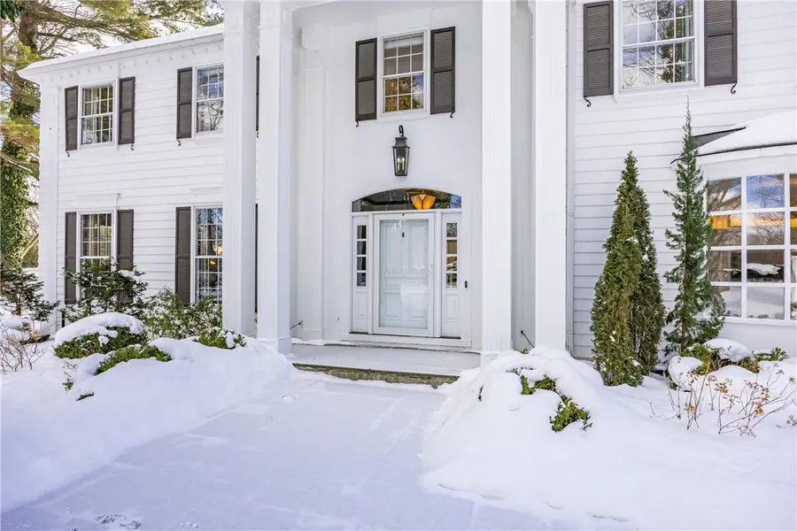 28 Mitchell Road, Pittsford, NY 14534 - #3