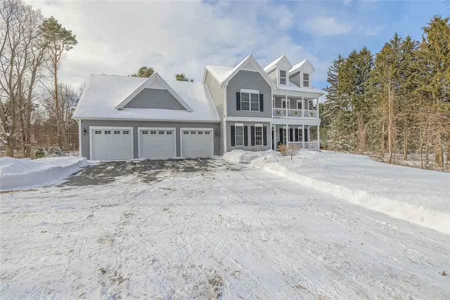 497 Pellett Rd, Webster, NY 14580 - Image #2
