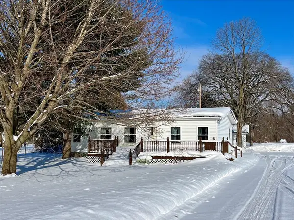 9207 Wayne Center Rose Road, North Rose, NY 14516