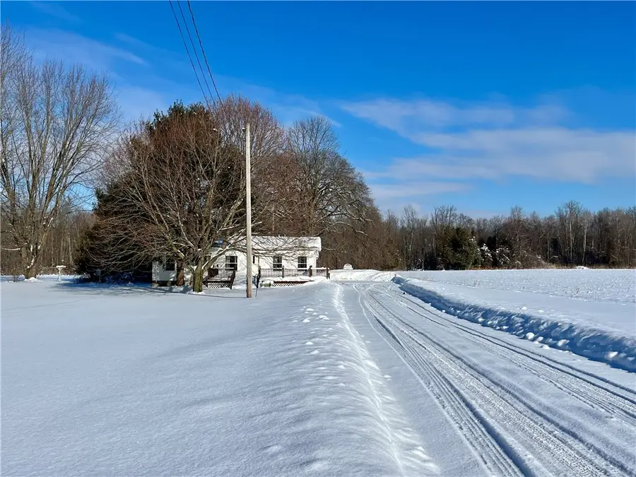 9207 Wayne Center Rose Road, North Rose, NY 14516 - #3