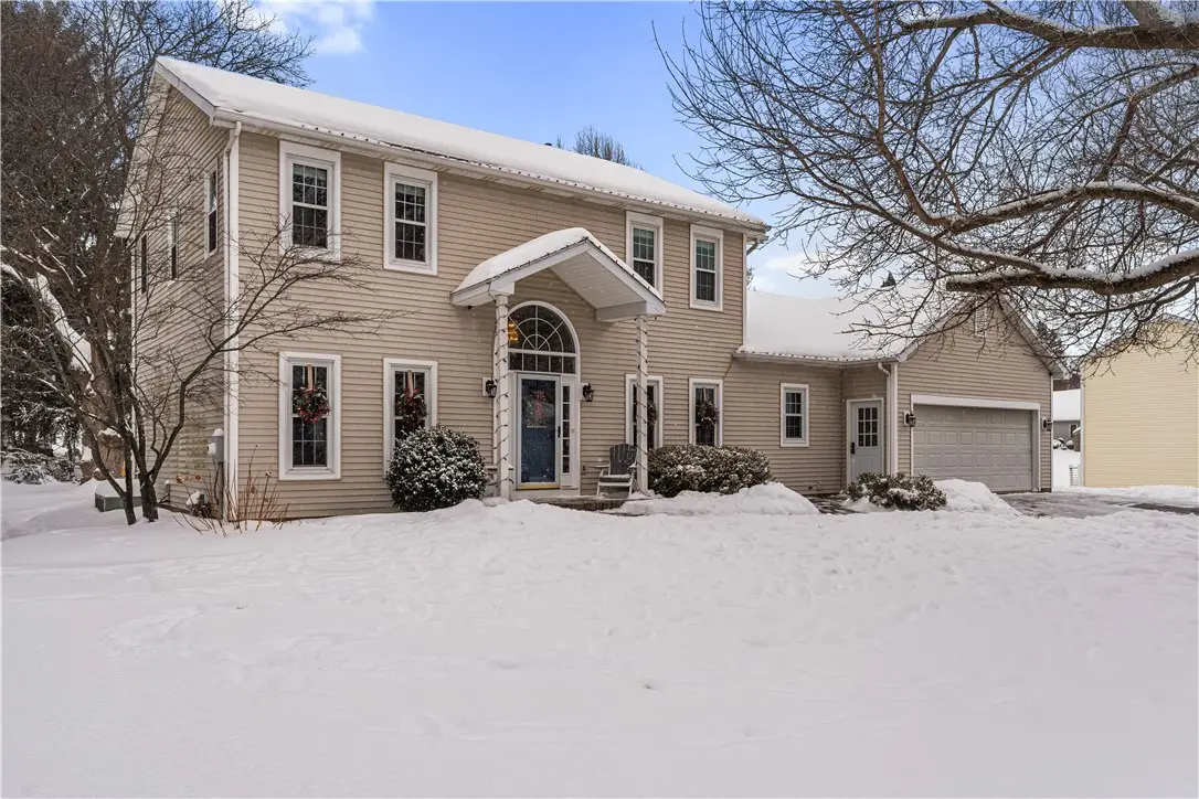 6 Valley View Circle, Victor, NY 14564 - #1