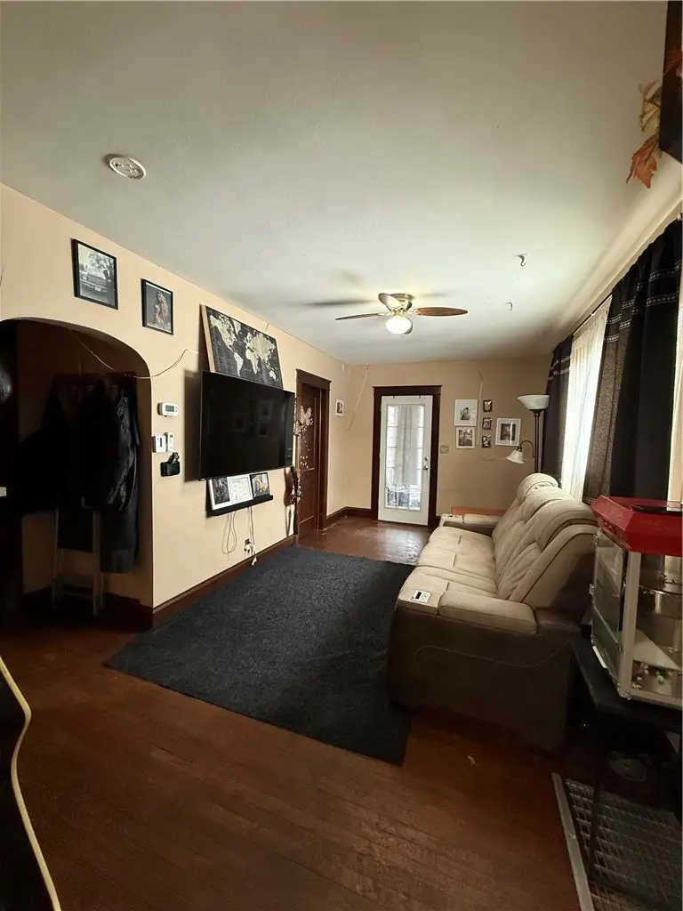 305 W Warren Street, Elmira, NY 14901 - #3