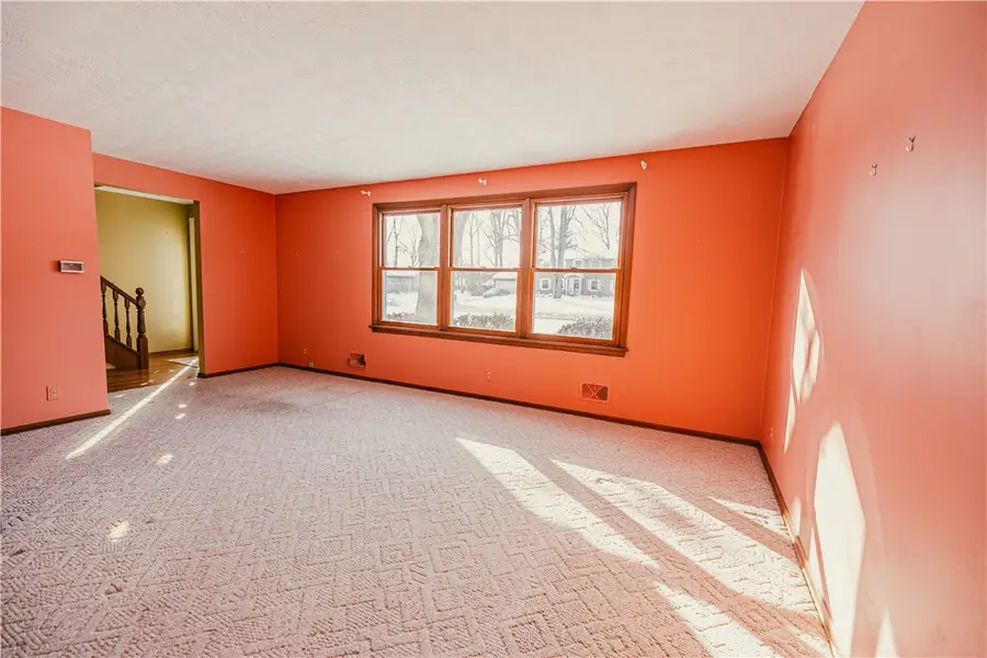 93 Matthew Drive, Fairport, NY 14450 - #2