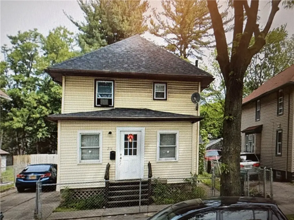 256 Avenue D, Rochester, NY 14621 - #1