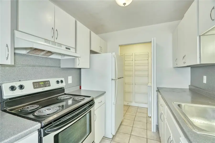 1400 UNIT 501 East Avenue #UN501, Rochester, NY 14610 - #3