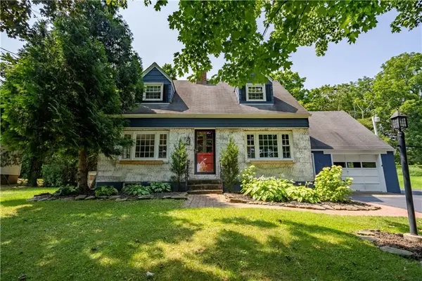 4852 West Lake, Geneva, NY 14456