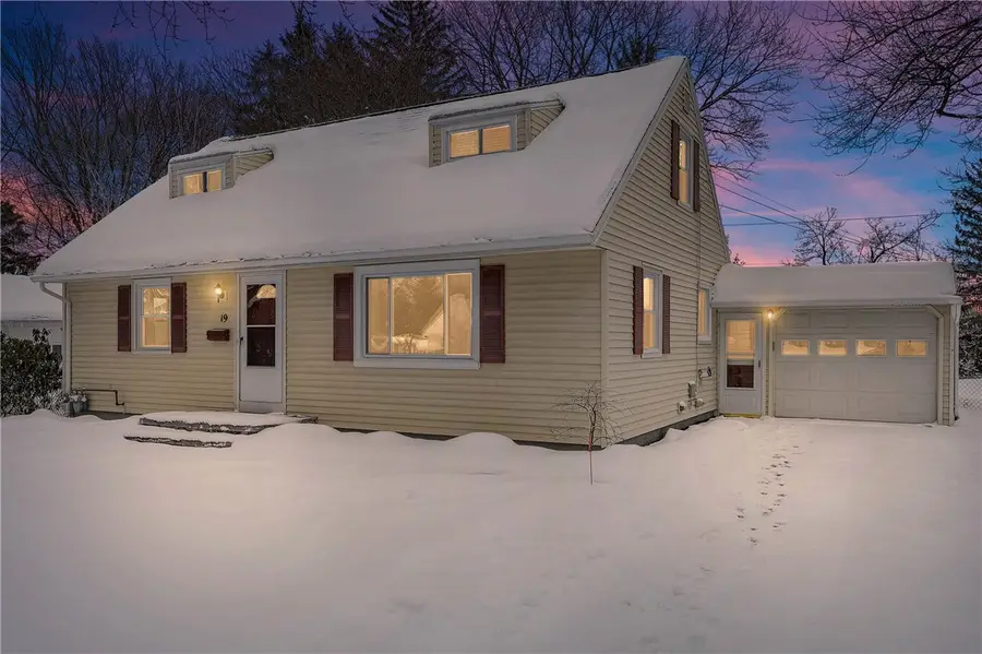 19 Sierra Road, Rochester, NY 14624 - #2