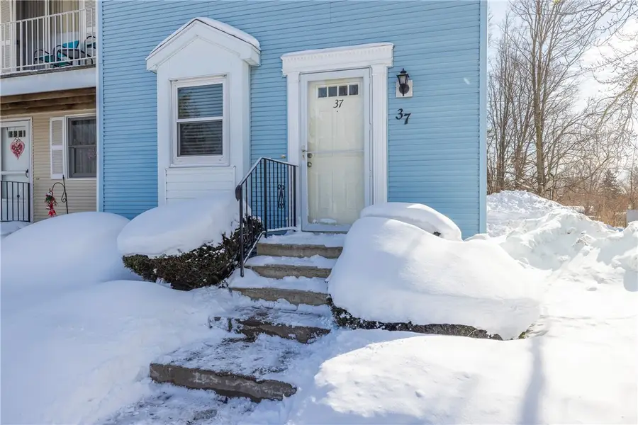 37 Southfield Drive, Webster, NY 14580 - #2