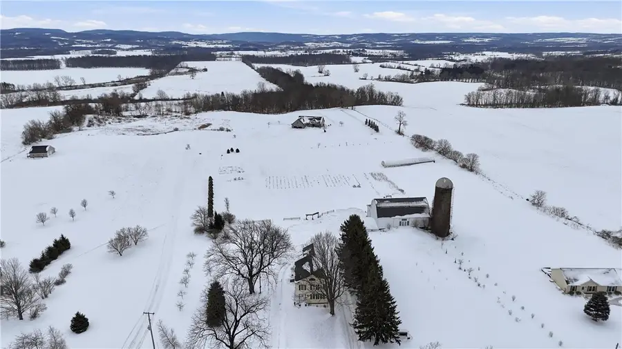 8361 State Route 5 And 20, West Bloomfield, NY 14469 - #2