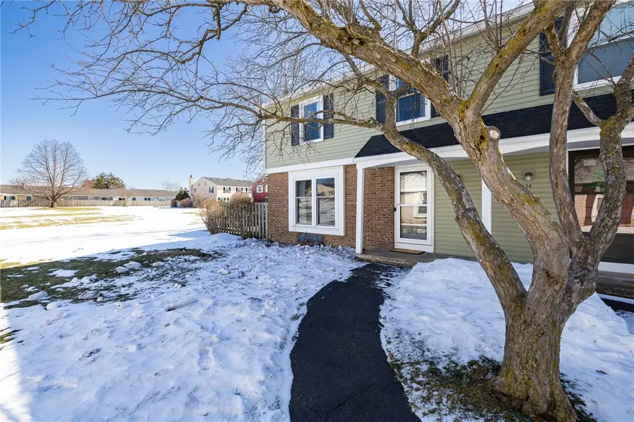 16 Springwood Drive, Webster, NY 14580 - #2