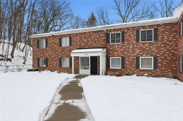 81 Lost Mountain Trail, Penfield, NY 14625