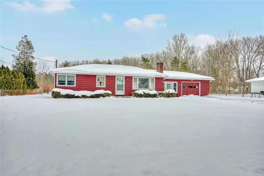 572 Holt Road, Webster, NY 14580 - #2