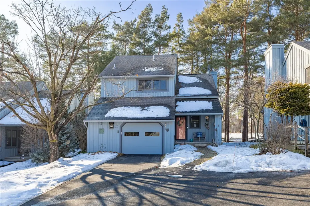 27 Andrews Way, Canandaigua, NY 14424 - #1