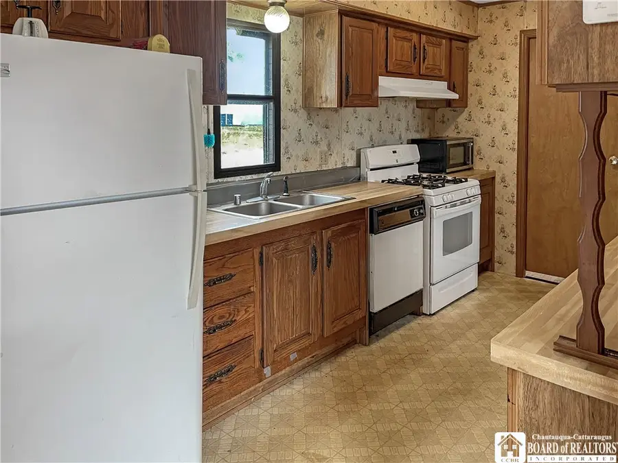 143 Greenhurst Village Drive, Jamestown, NY 14701 - #3