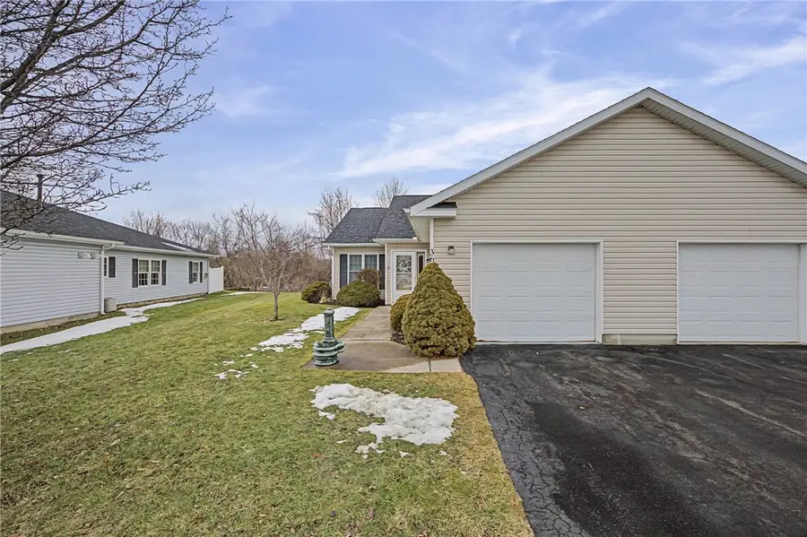 364 Walker Drive, Canandaigua, NY 14424 - #2