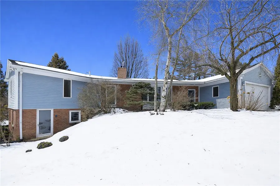 2 Hilltop Drive, Pittsford, NY 14534 - #3