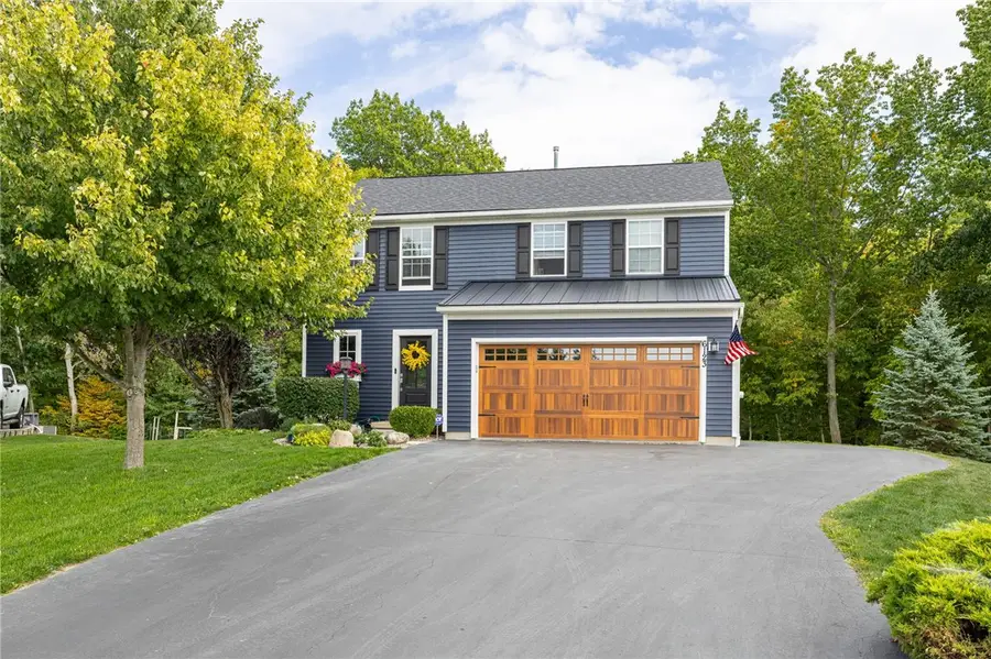 6123 Ebony Ct, Farmington, NY 14425 - #2