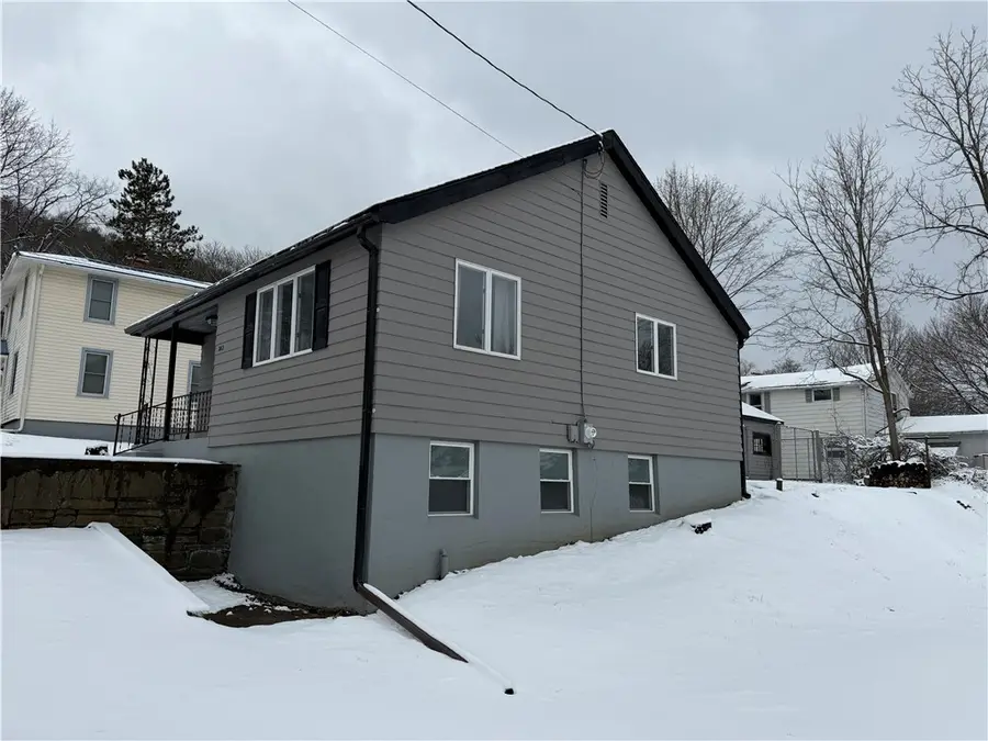 262 W 11th Street, Elmira, NY 14903 - #2