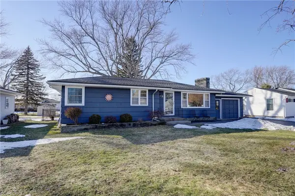 9 E Crest Drive, Rochester, NY 14606