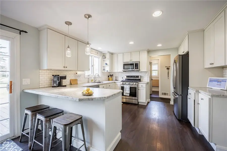 436 Thrushwood Lane, Webster, NY 14580 - #3